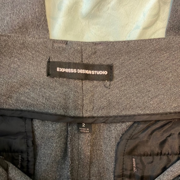 Express Gray Classic Fit Capri Pants - Picture 2 of 4
